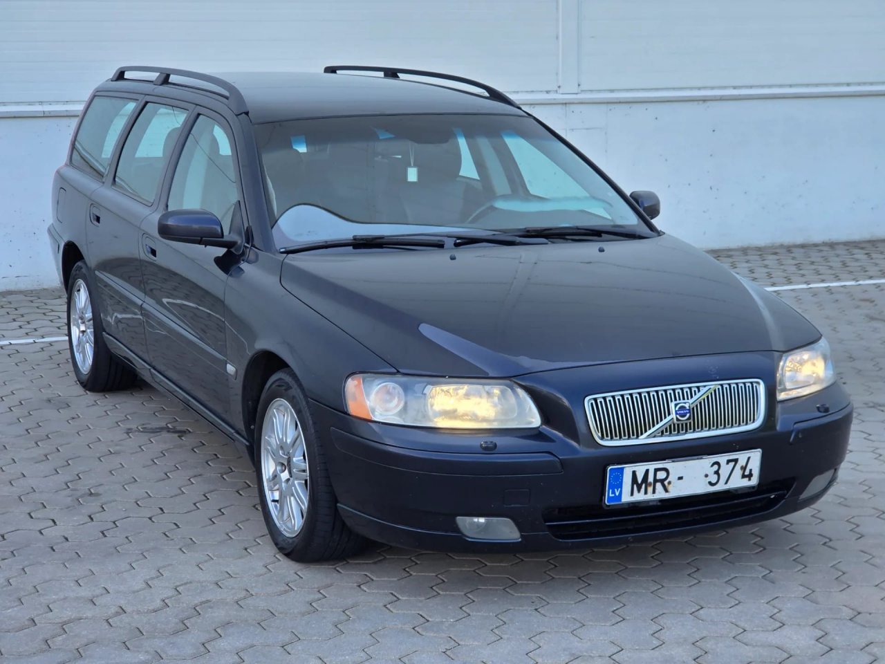 Volvo V70