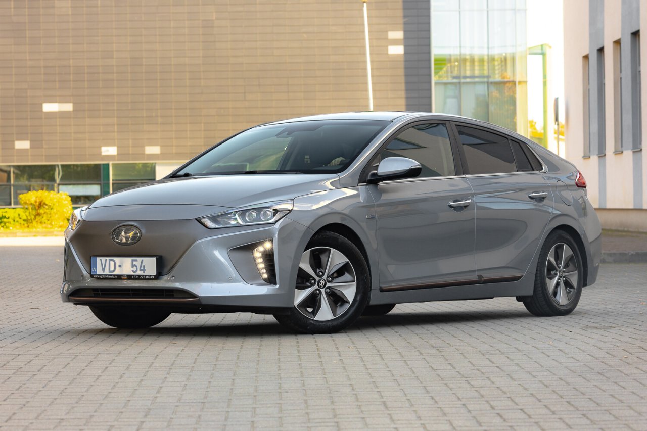 Hyundai IONIQ